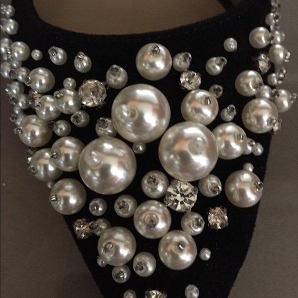 ENZO ANGIOLINI - PEARL & SUEDE HEELS - Picture 3 of 8